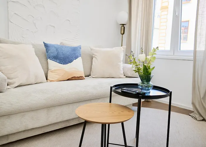Charming Flat - Near Metro & Volksoper Daire *